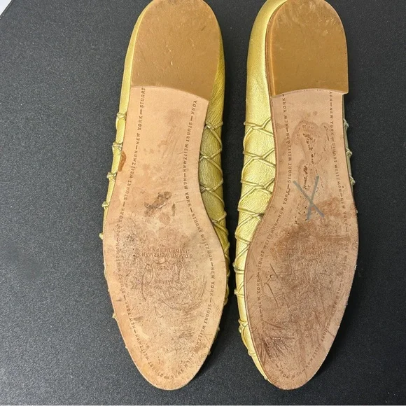 Stuart Weitzman Metallic Gold Quilted Ballet Flats with Bow - Picture 4 of 6